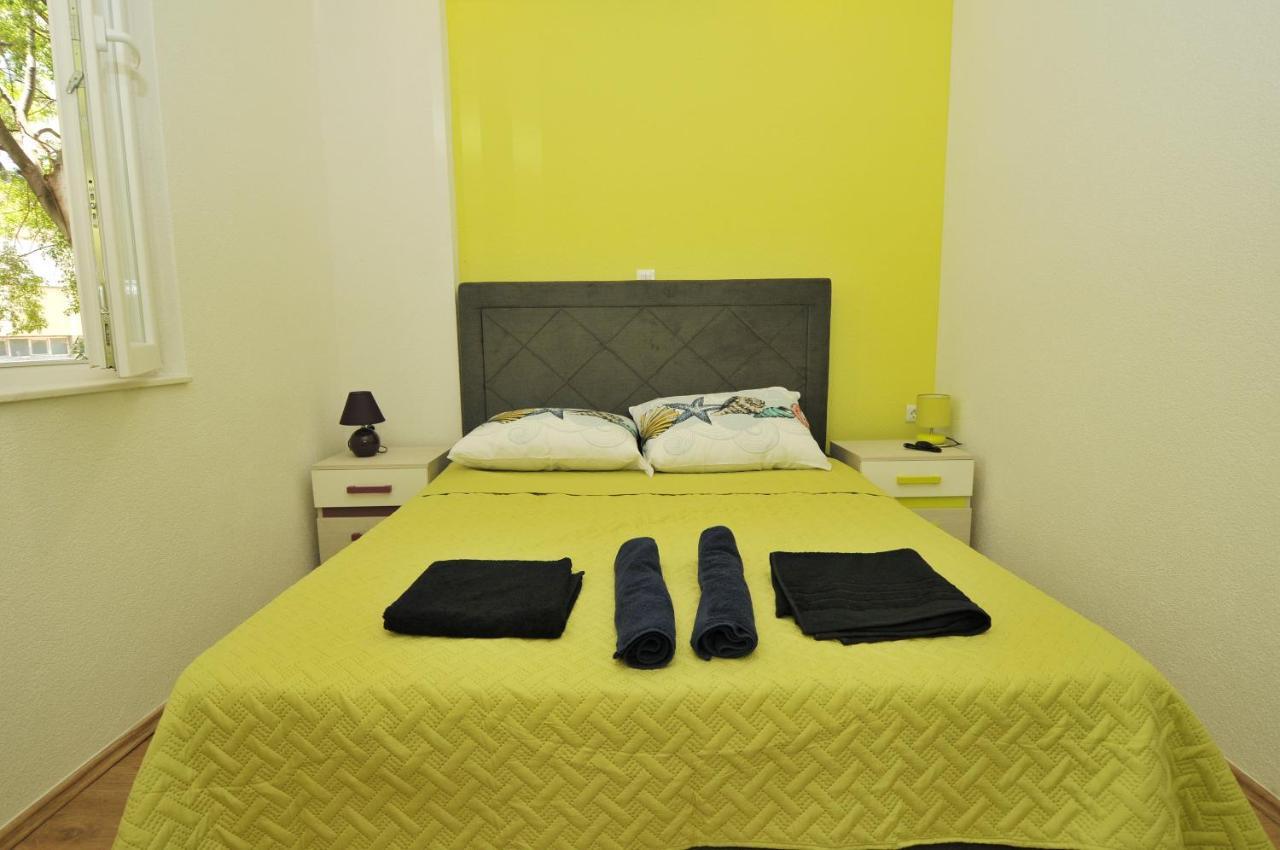 Oasis Hostel Сплит Экстерьер фото