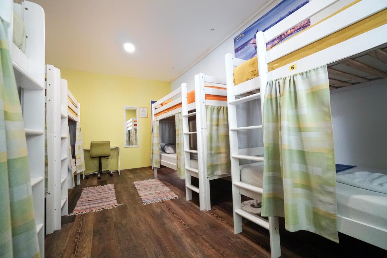 Oasis Hostel Сплит Экстерьер фото