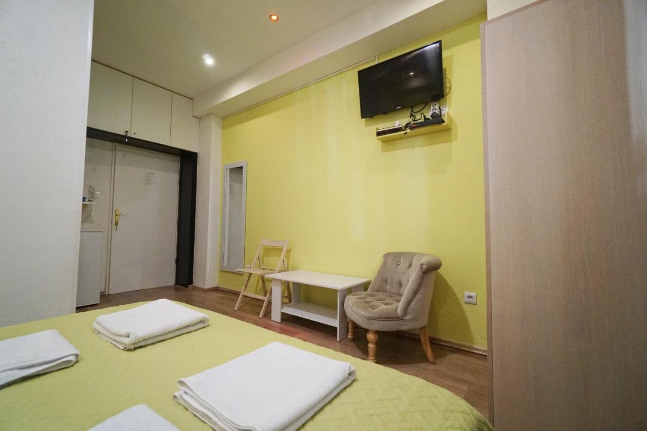 Oasis Hostel Сплит Экстерьер фото