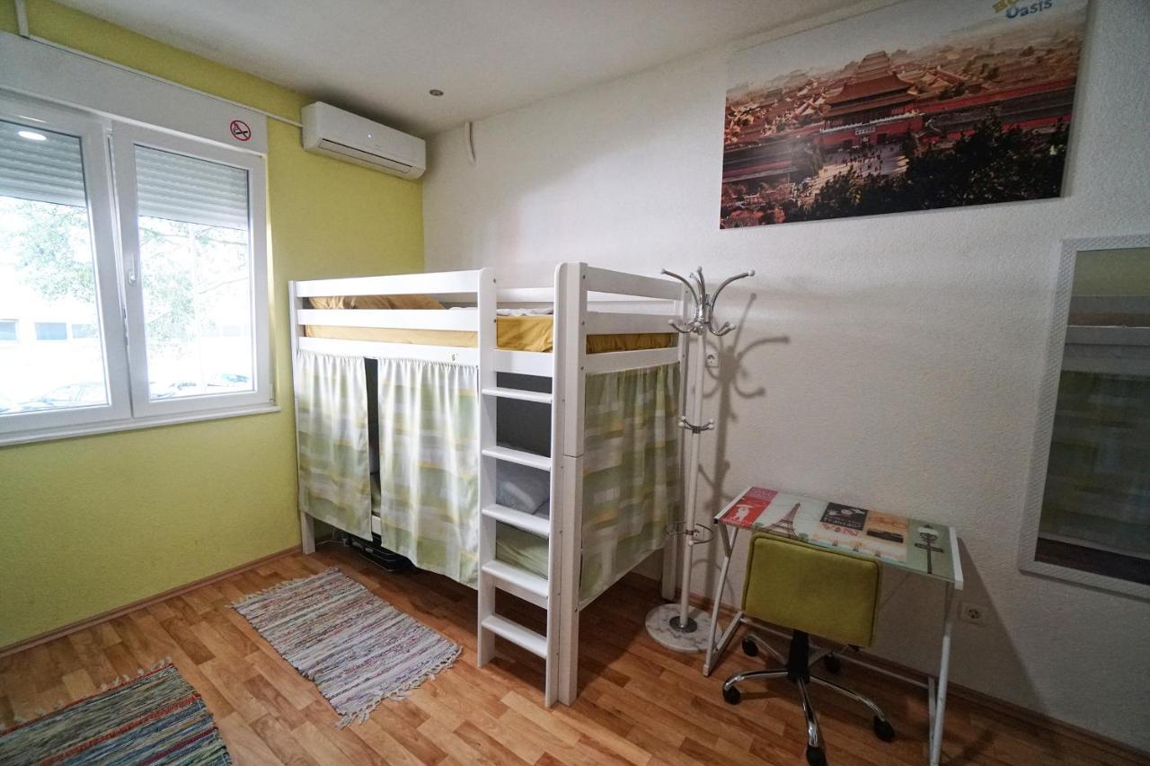 Oasis Hostel Сплит Экстерьер фото